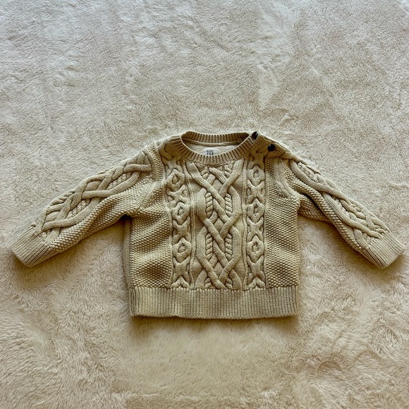 Baby gap knit sweater🍂 - Picture 2 of 3